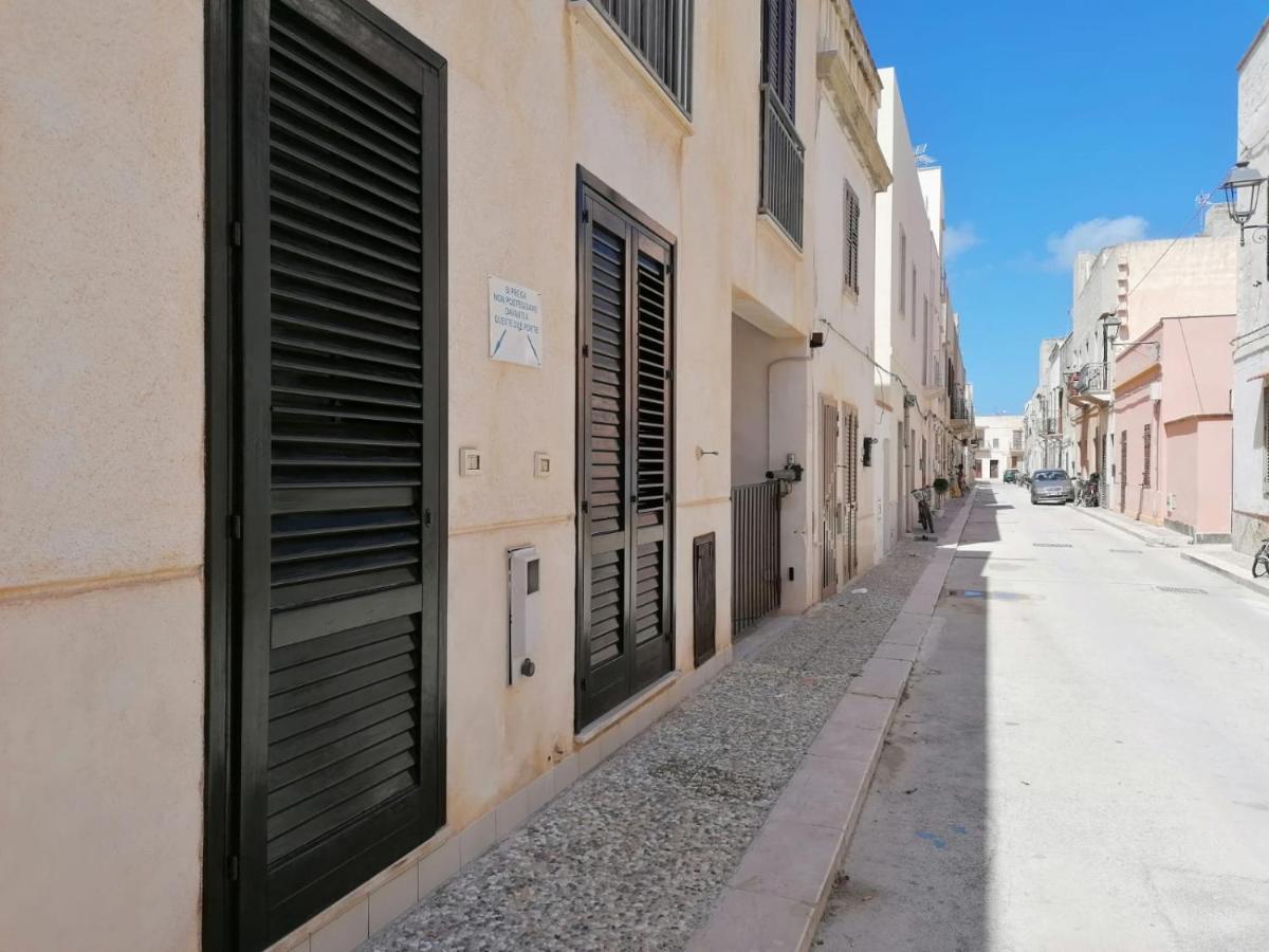 Ferienwohnung Favignana In Centro Exterior foto
