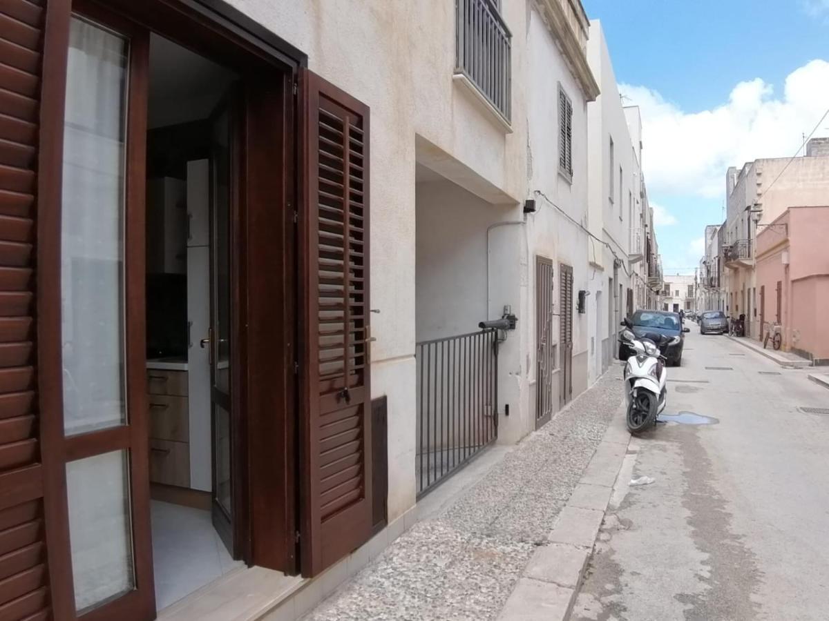 Ferienwohnung Favignana In Centro Exterior foto