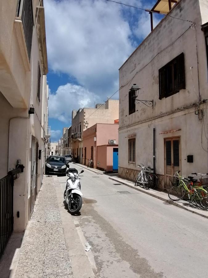 Ferienwohnung Favignana In Centro Exterior foto