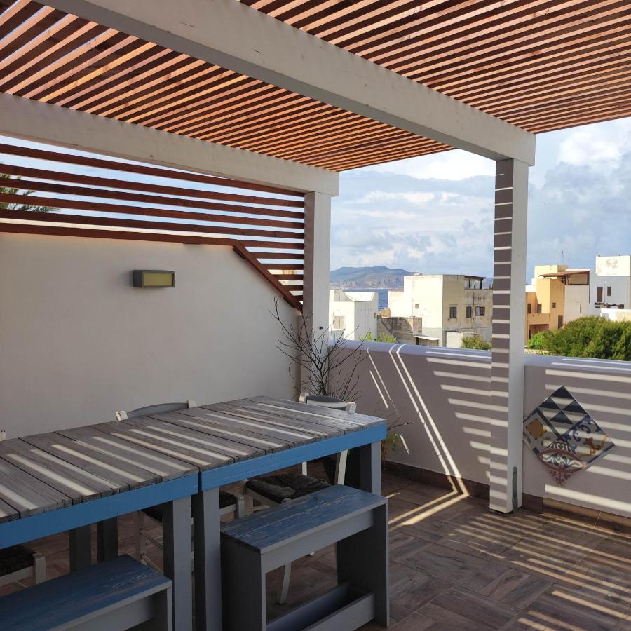 Ferienwohnung Favignana In Centro Exterior foto
